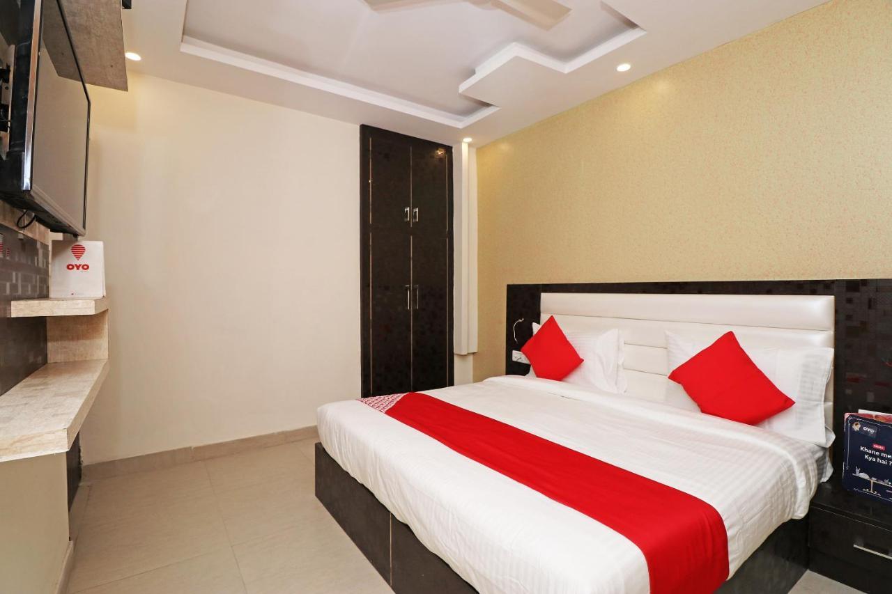Oyo 25130 Hotel Royal Inn Nové Dillí Exteriér fotografie