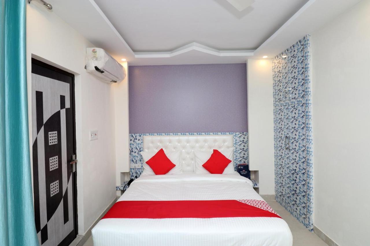 Oyo 25130 Hotel Royal Inn Nové Dillí Exteriér fotografie